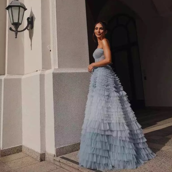 Balayage Sky Ballerina Tulle Long Dress, Exceptional Blue Tiered Gown - Picture 3 of 5